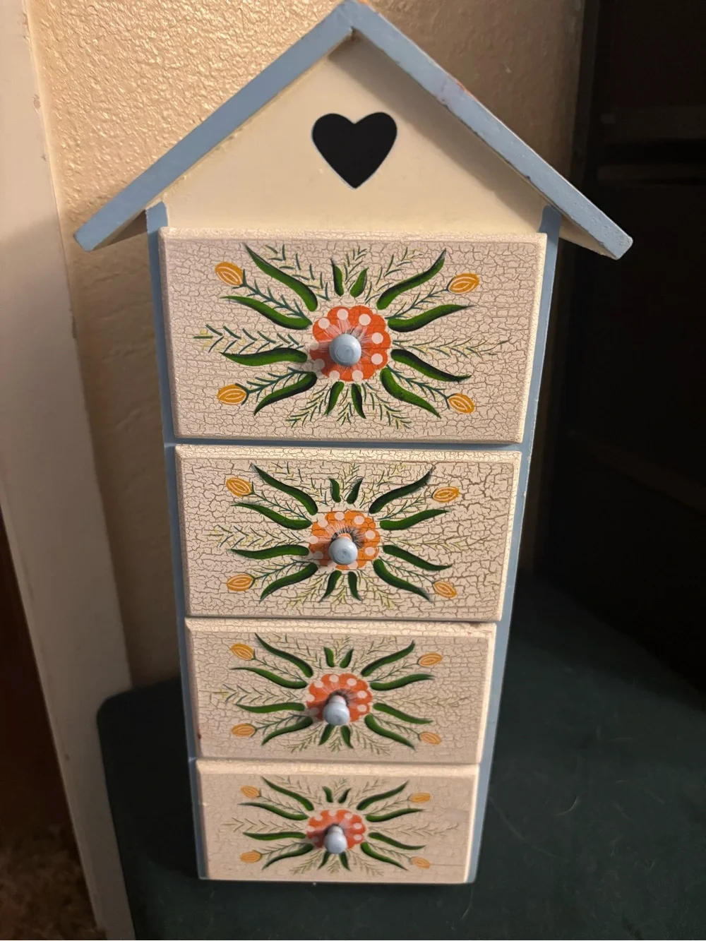 Vintage 4-Drawer Jewelry box.